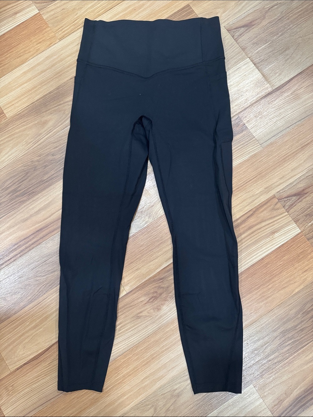 HALARA Black Compression High-Rise Pocket 7/8 Leggings